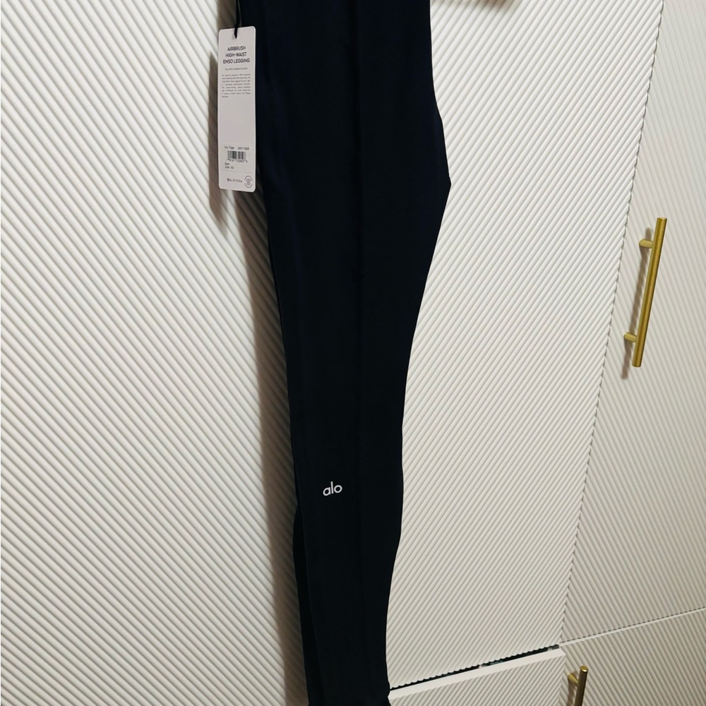 ALO Yoga Airbrush Enso High-Waist Black Leggings XS NWT